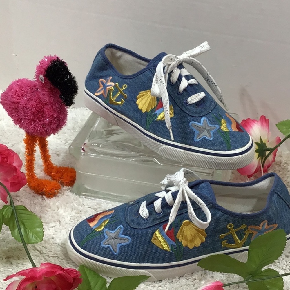 Sebastino Pisces sea life embroidered sneakers 8.5